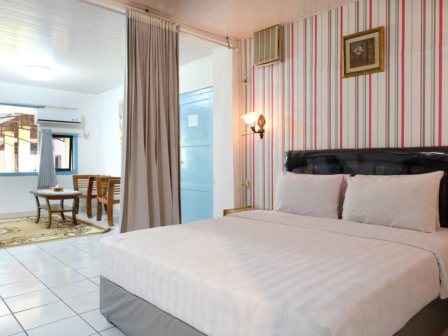 Cover Image for OYO 358 Hotel Martani