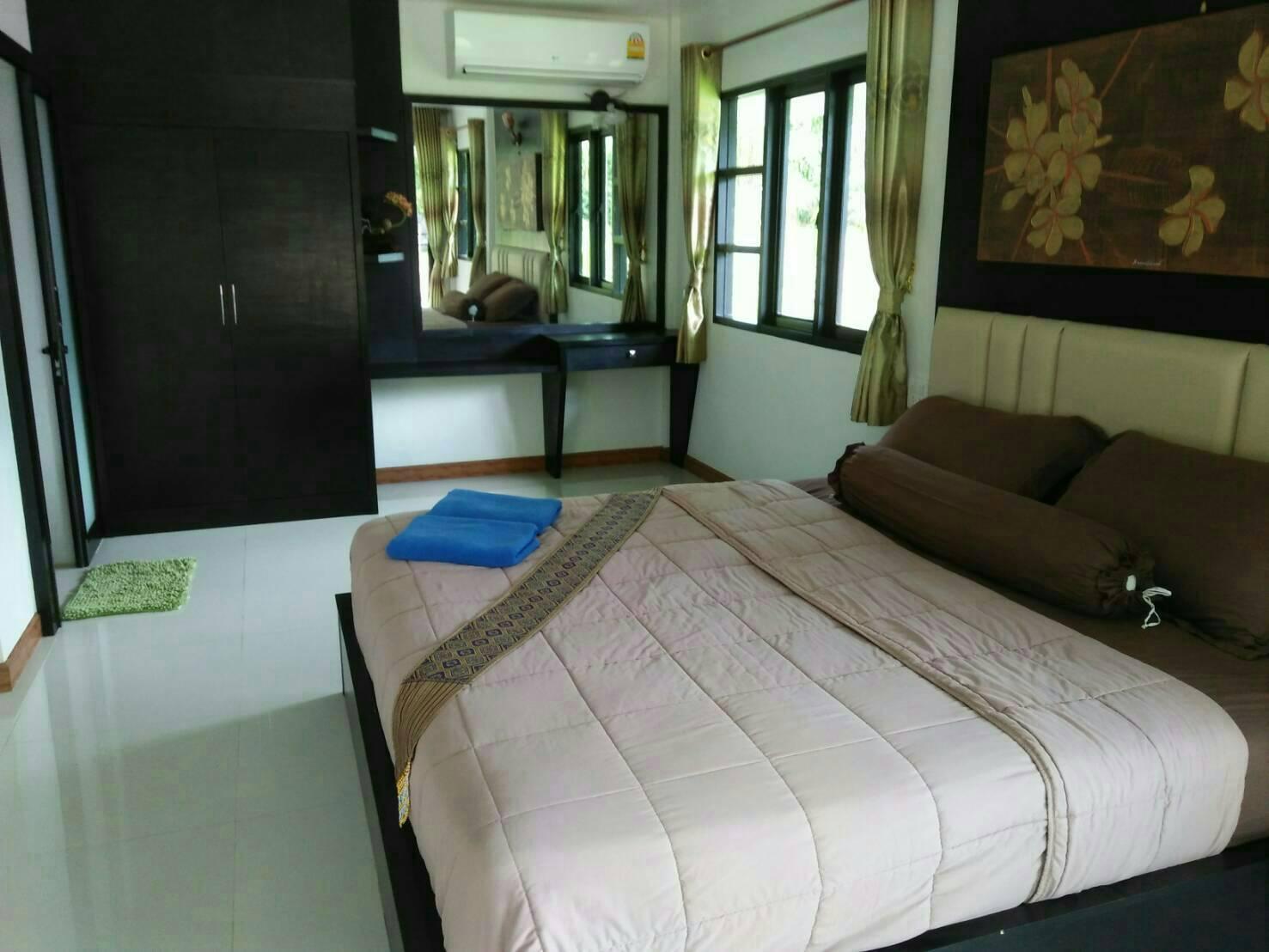 Cover Image for บ้านสวนจำลองรีสอร์ท