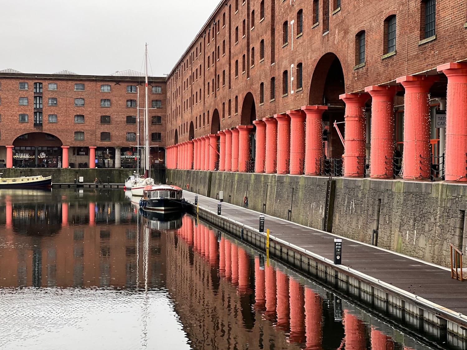 Cover Image for Liverpool Albert docks