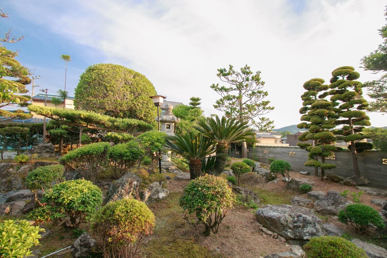Cover Image for 古民家つぐみ 旧村田製瓦店