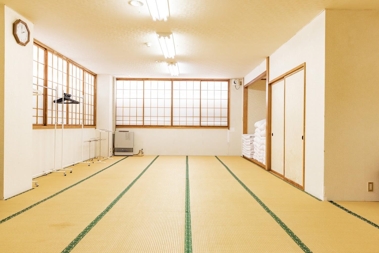 Cover Image for 白銀館