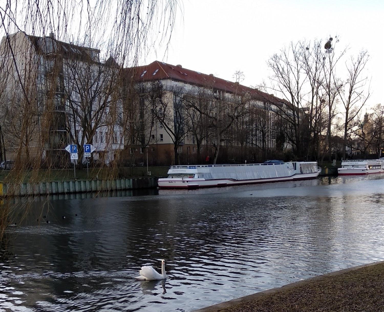 Cover Image for Hotel-Pension Charlottenburg