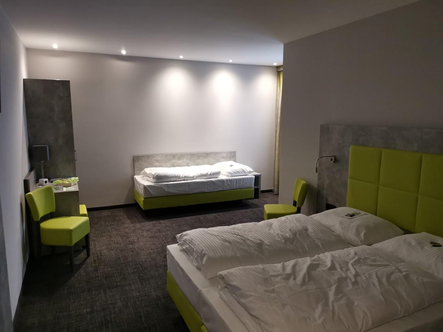 Cover Image for SleepySleepy Hotel Dillingen