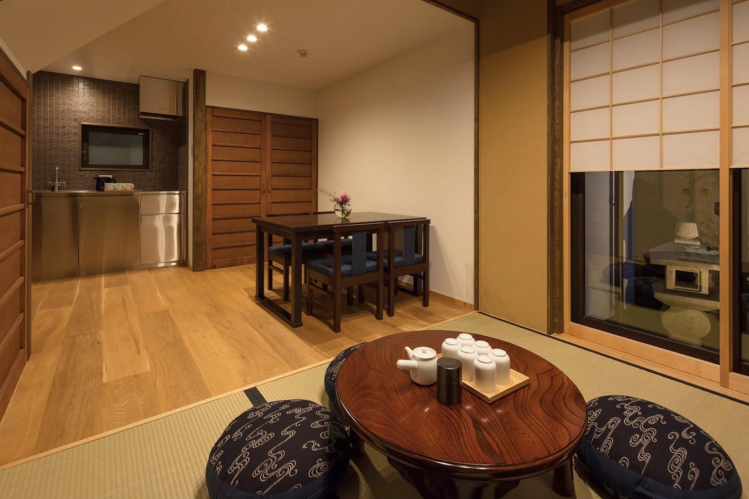 Cover Image for THE MACHIYA VILLA 三条しらかわ小路