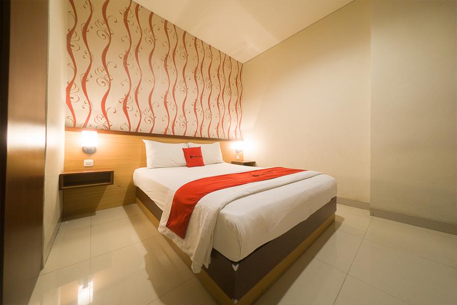 Cover Image for RedDoorz near Ambon Plaza