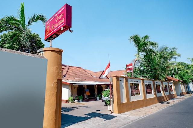Cover Image for SUPER OYO Capital O 1644 Hotel Griya Kencana