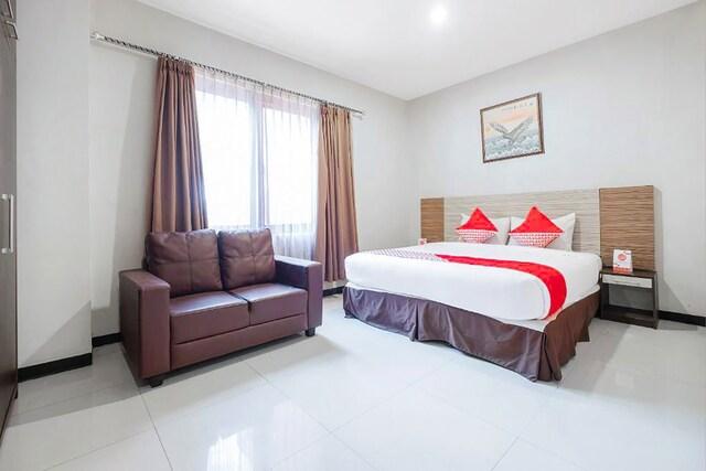 Cover Image for OYO 92771 Hotel Marina Andalas