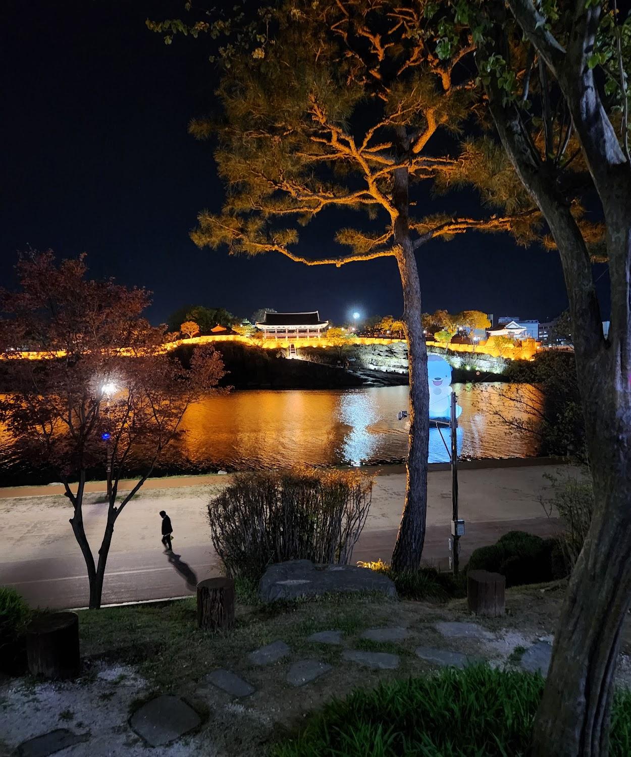 Cover Image for 진주 유럽유럽 호텔