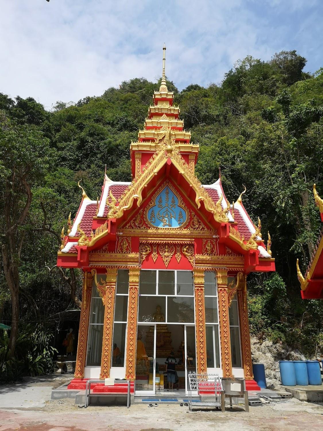 Cover Image for Chuanchom Resort Thalenoi (ชวนชมรีสอร์ททะเลน้อย)
