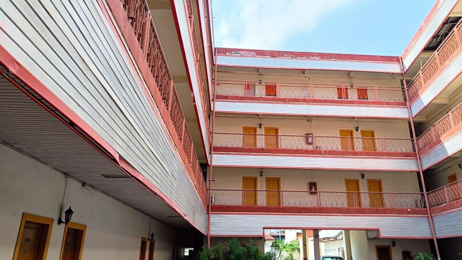 Cover Image for Phu Inn Hotel