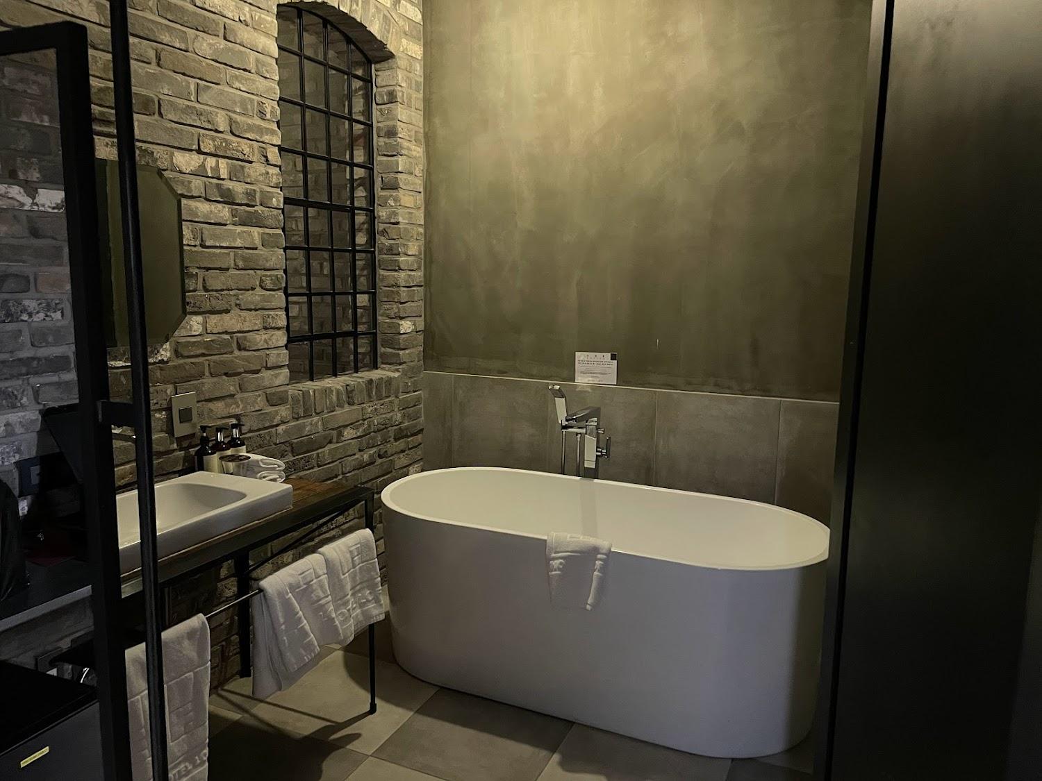 Cover Image for 호텔 로프트