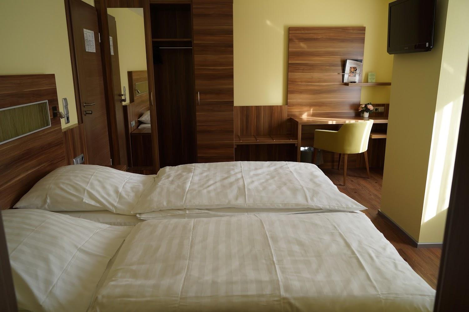 Cover Image for Hotel Meyer