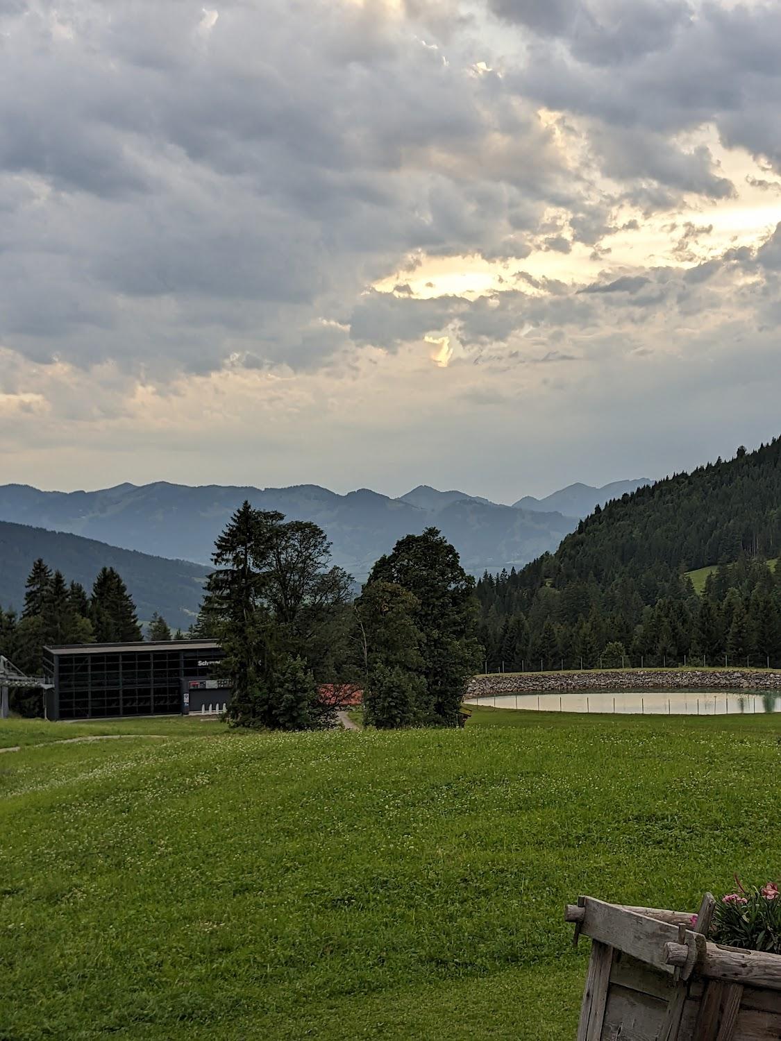 Cover Image for Haus Epple