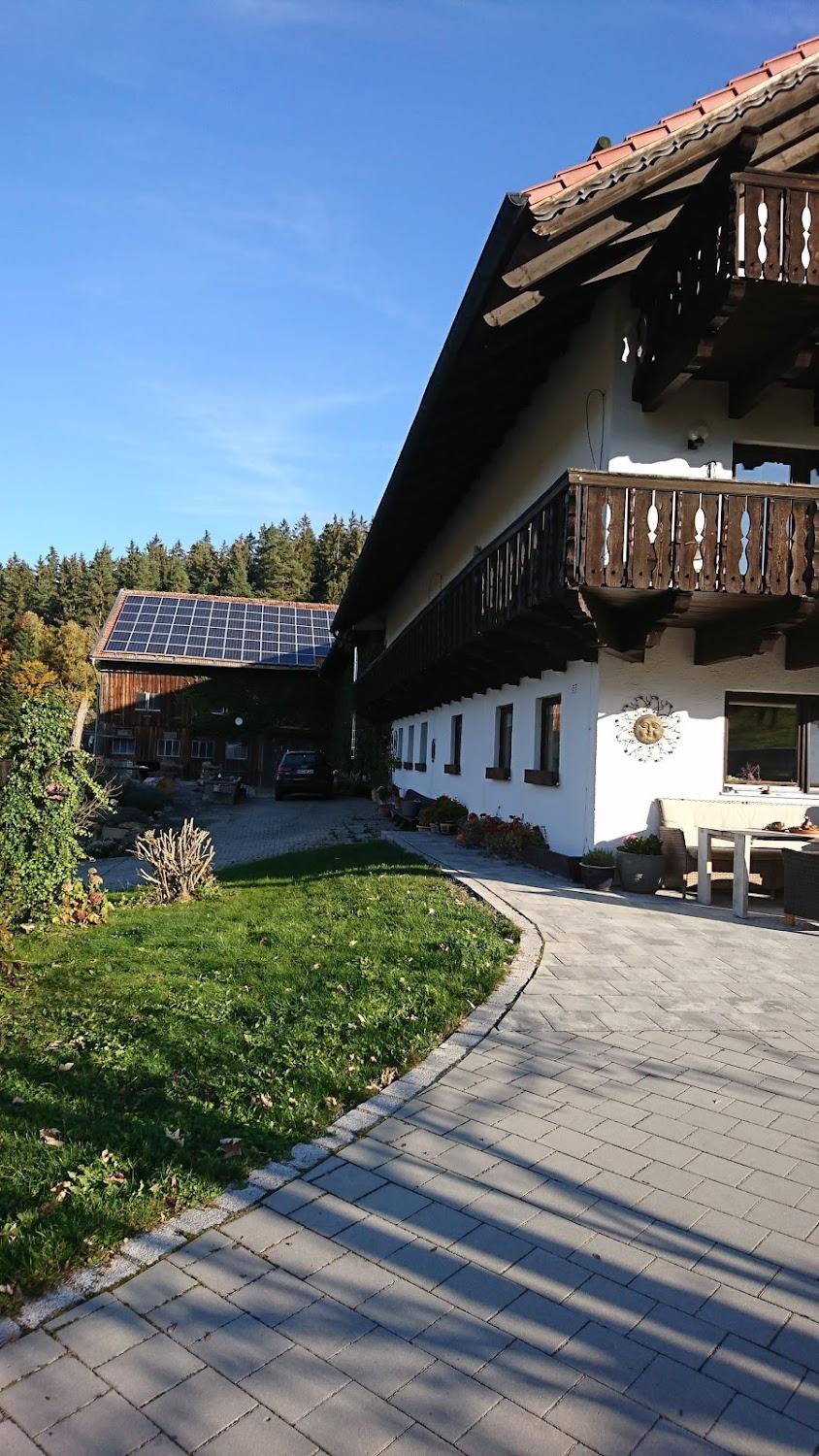 Cover Image for Einödhof Pension Raklerhof