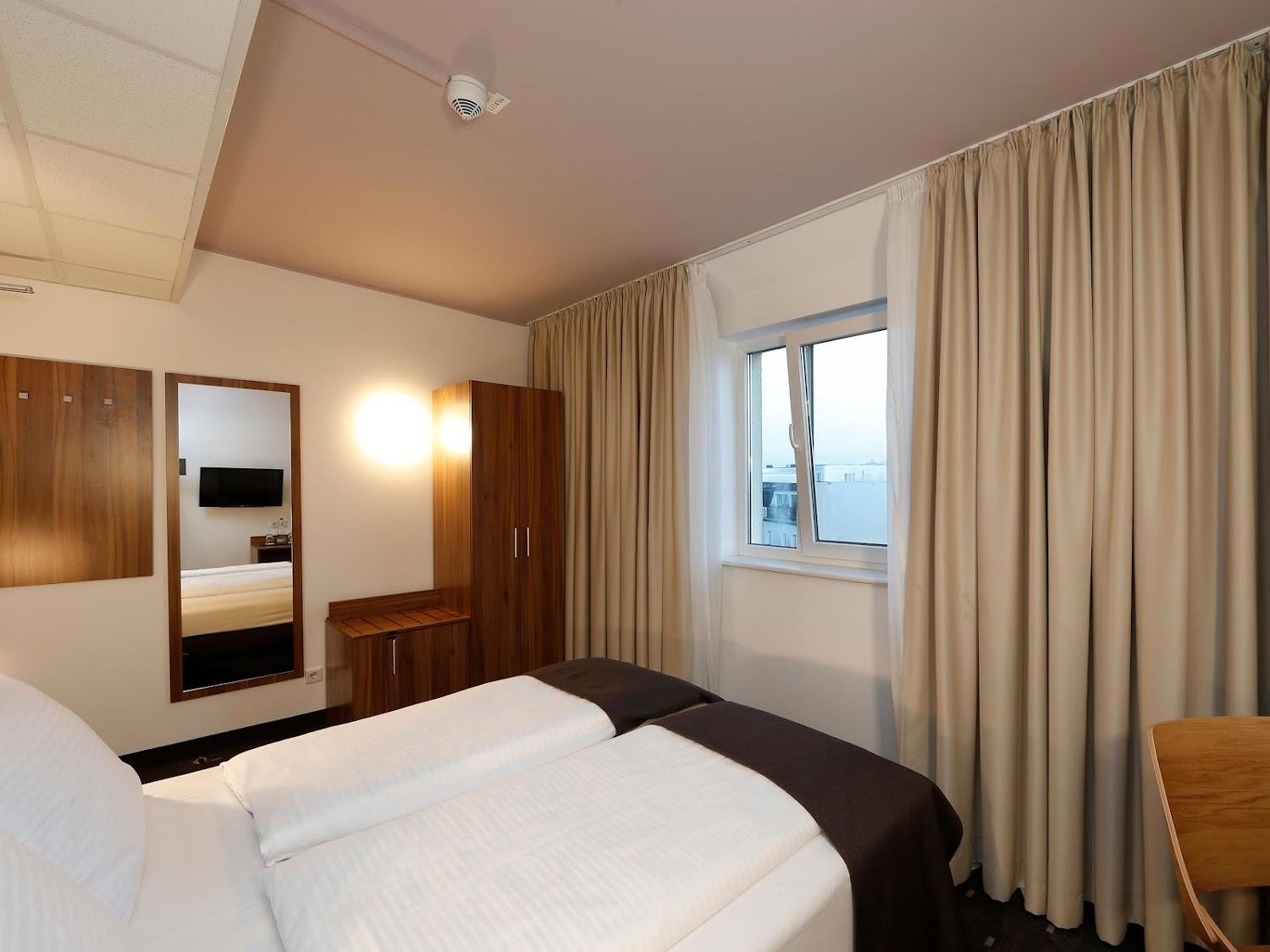 Cover Image for B&B HOTEL Berlin City-Ost