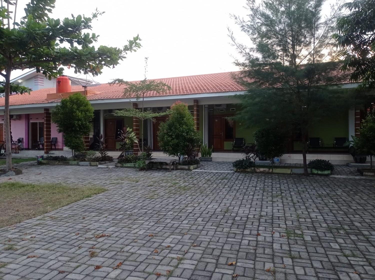 Cover Image for Marisa Hotel & Café