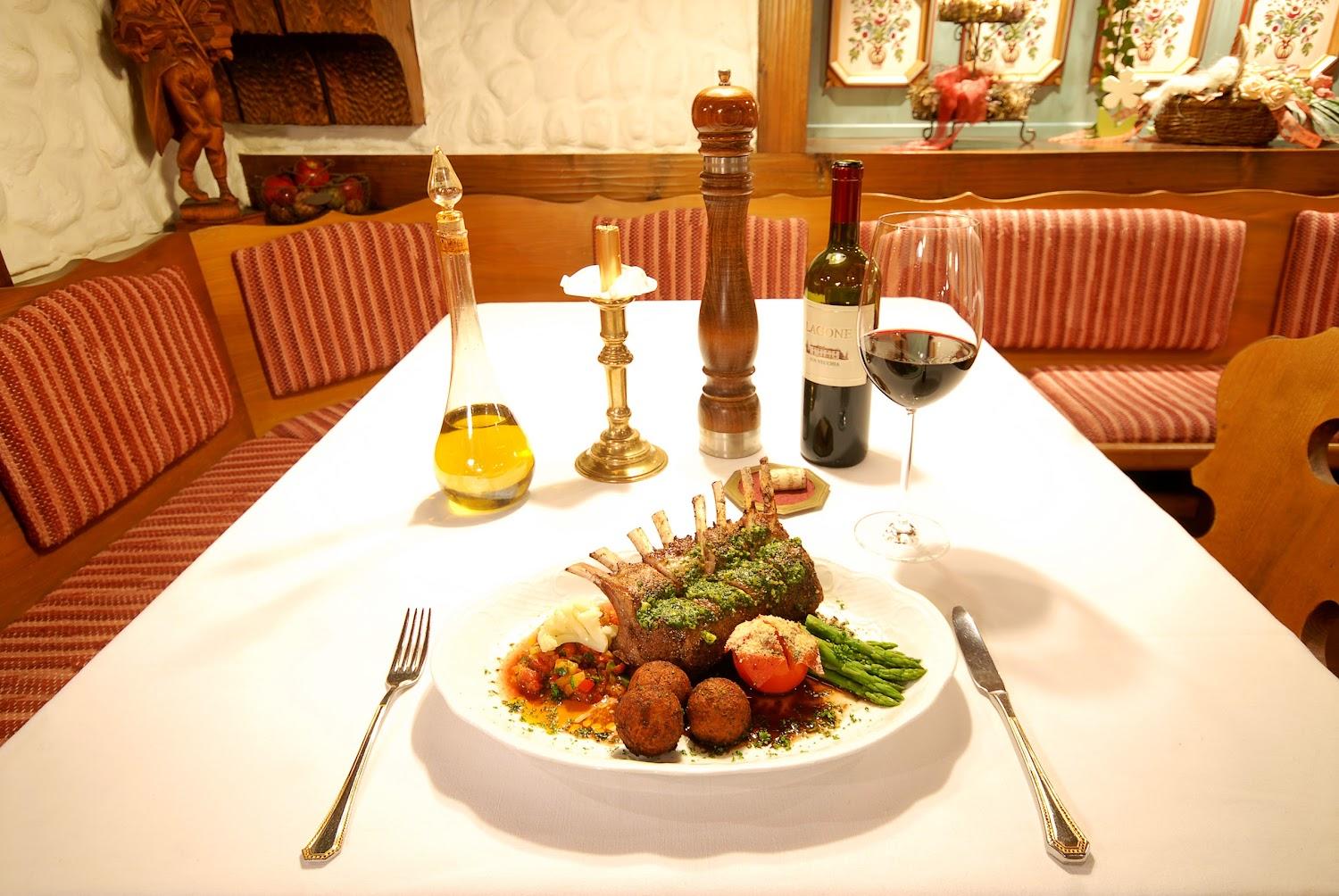 Cover Image for Gondel - Hotel & Restaurant