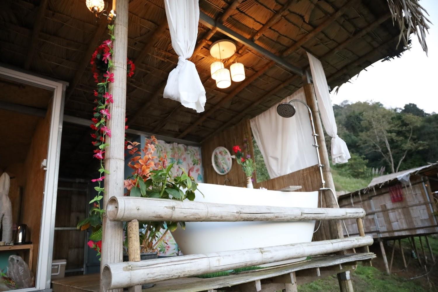 Cover Image for ม่อนเงาะล้านวิว โฮมสเตย์