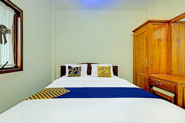 Cover Image for OYO Homes 91095 Desa Wisata Conto