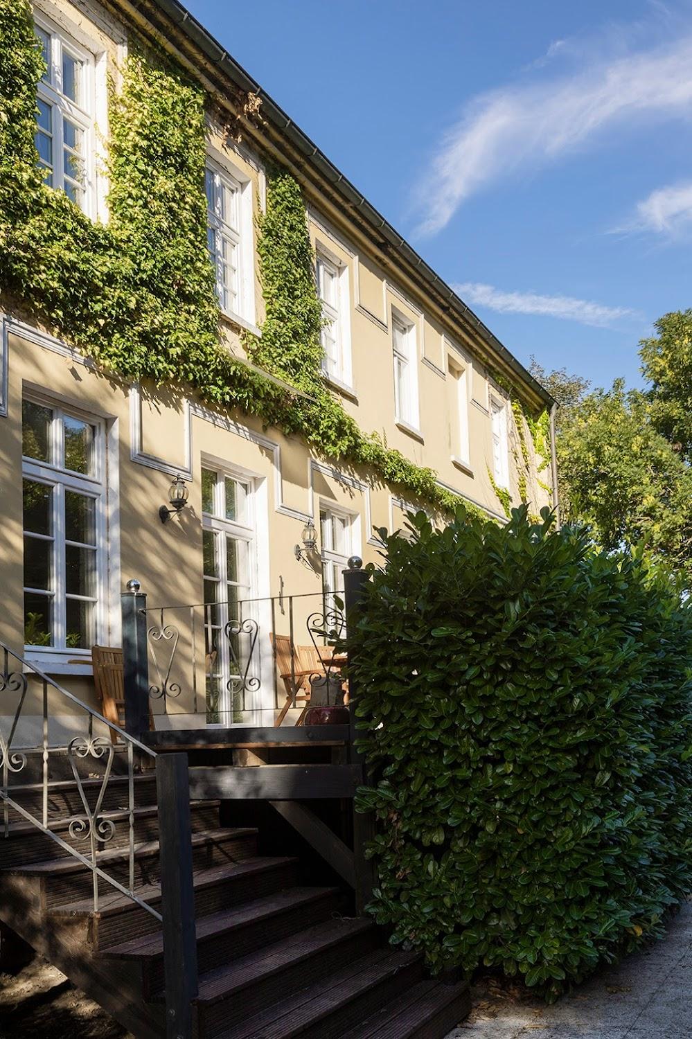Cover Image for Gutshaus Neu Gaarz