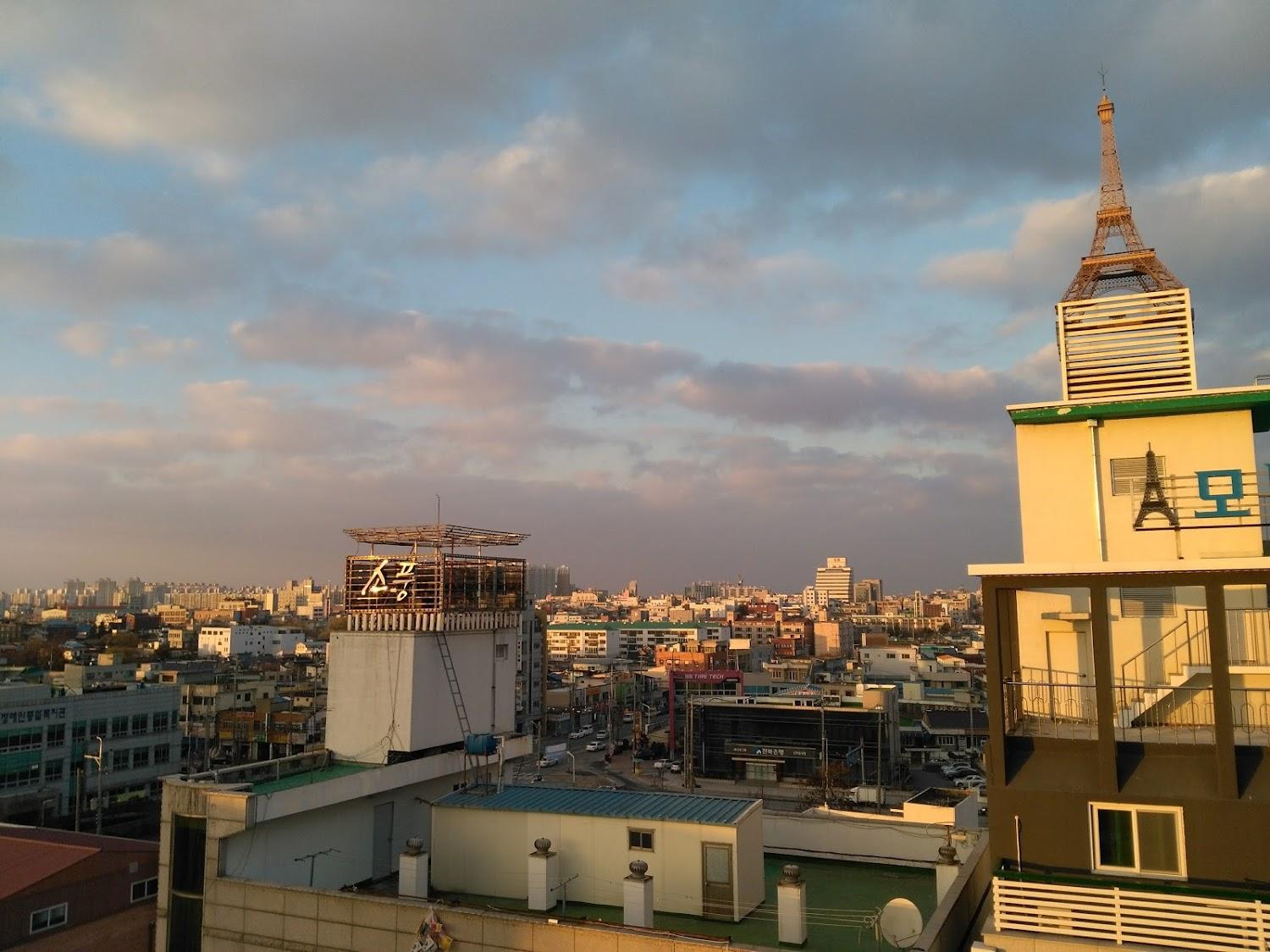 Cover Image for 백제장여관
