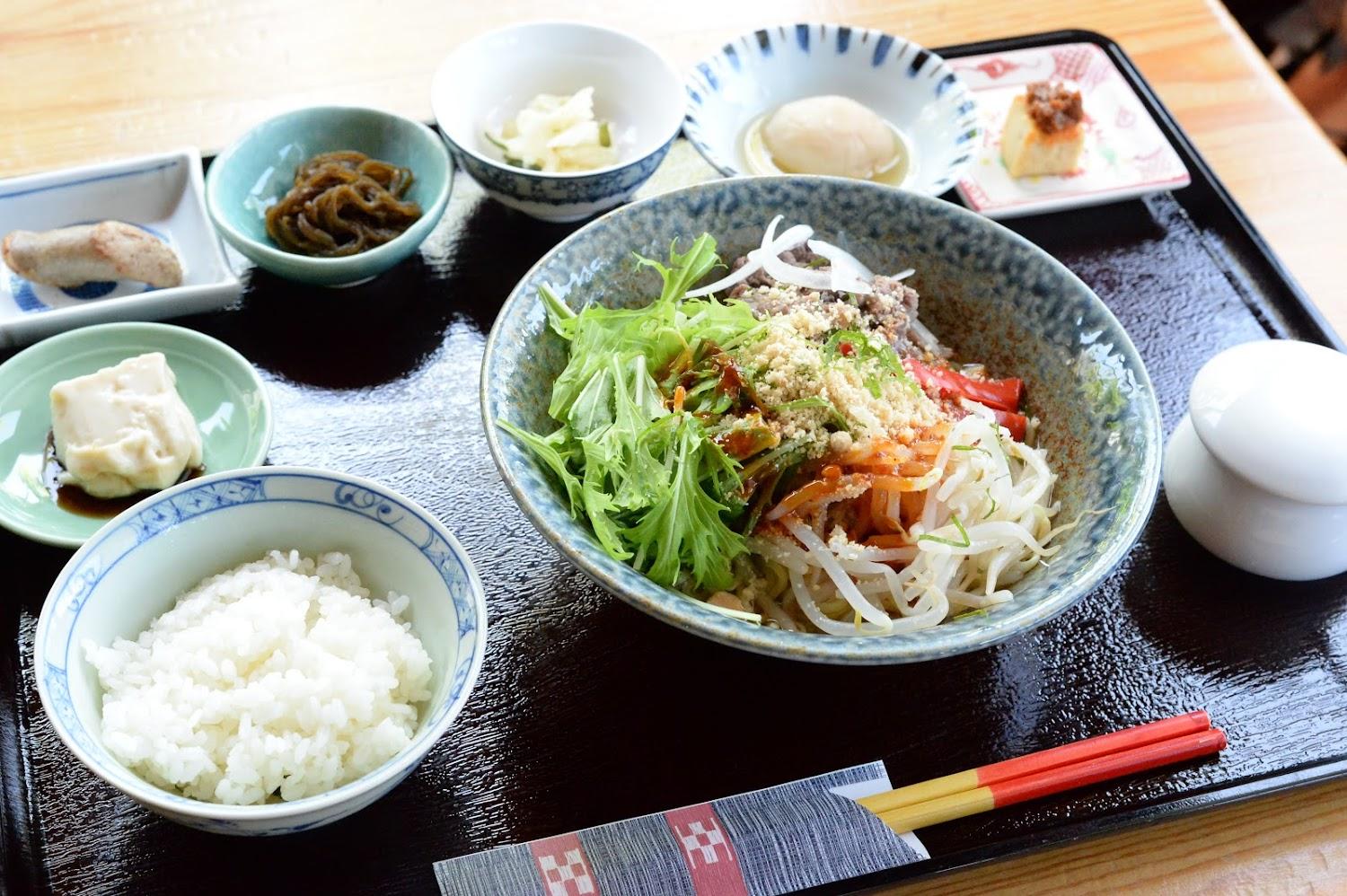 Cover Image for 万鐘ももと庵