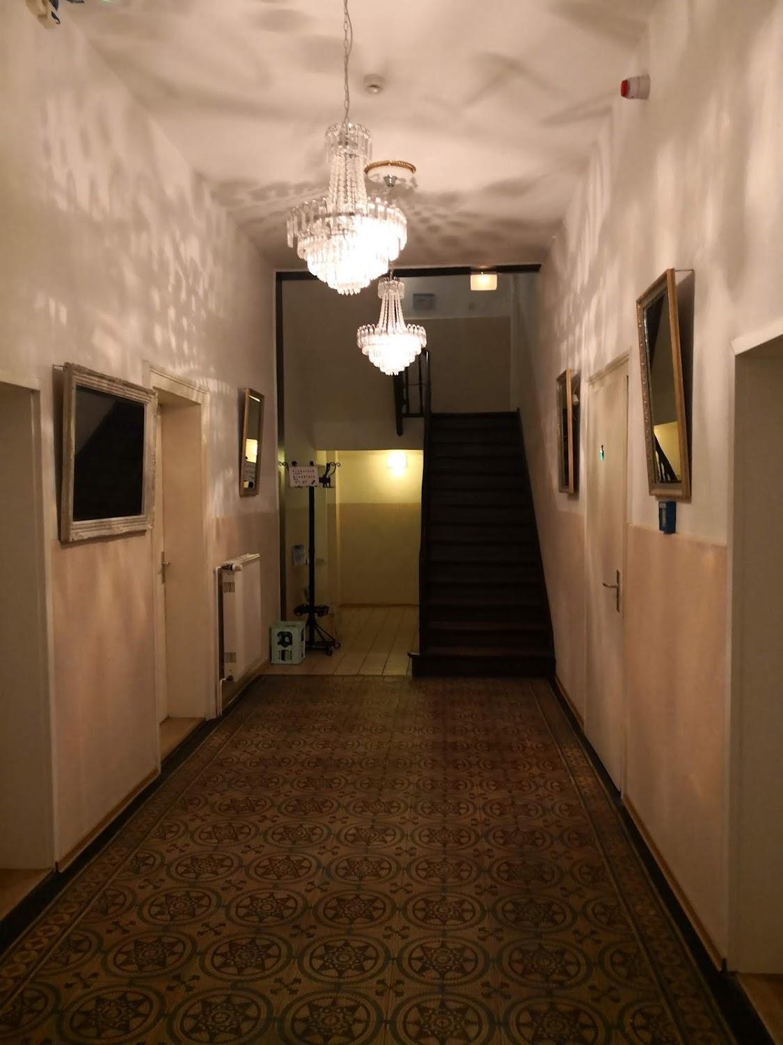 Cover Image for Am Lindenhof