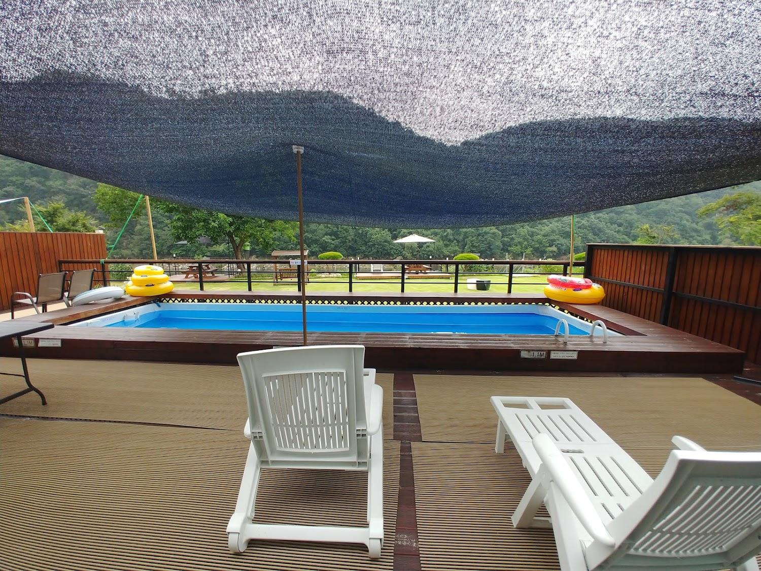 Cover Image for 모던데이즈 풀빌라펜션