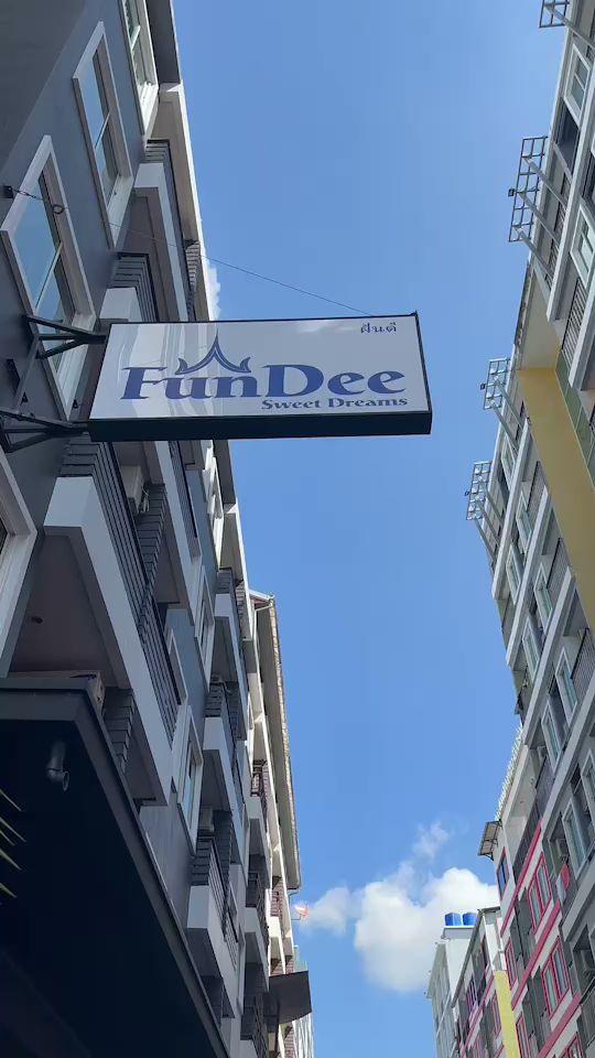 Cover Image for FunDee Boutique Hotel.