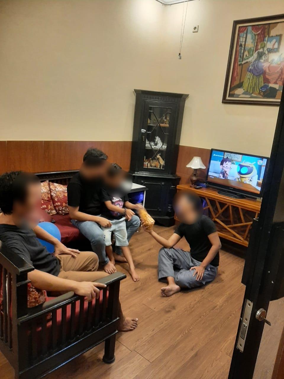Cover Image for TAMA Guesthouse Tangerang (disewakan rumah, tidak per kamar)