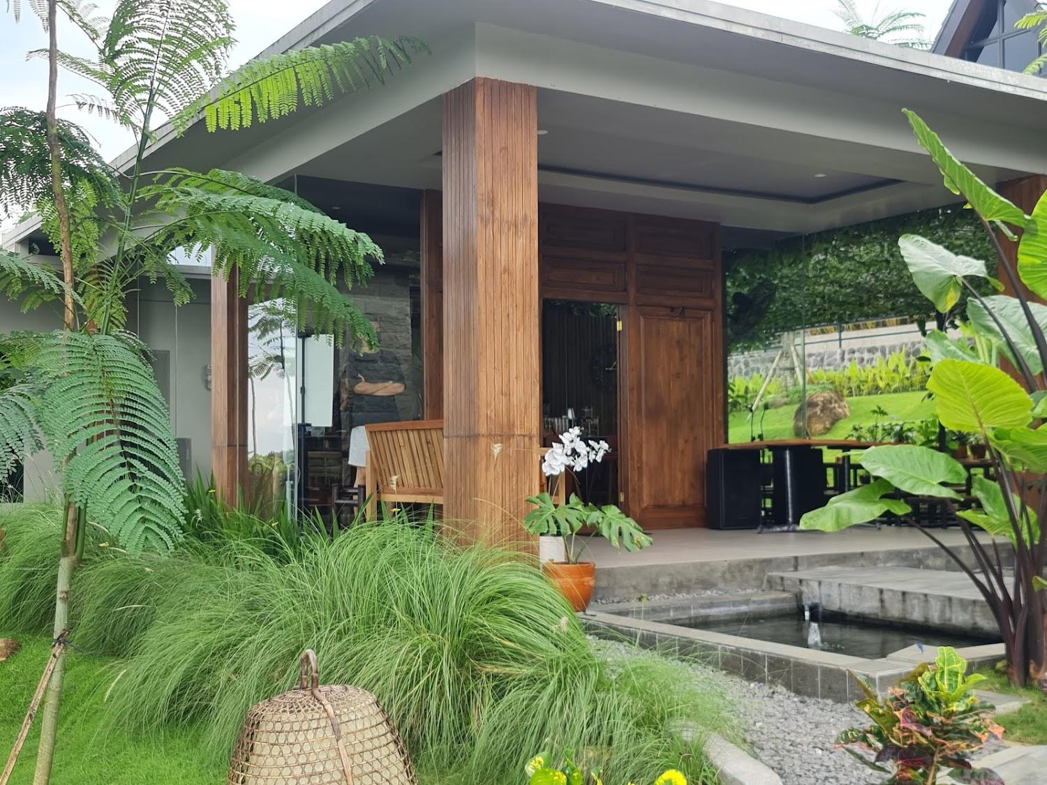 Cover Image for Kamandaru Villas