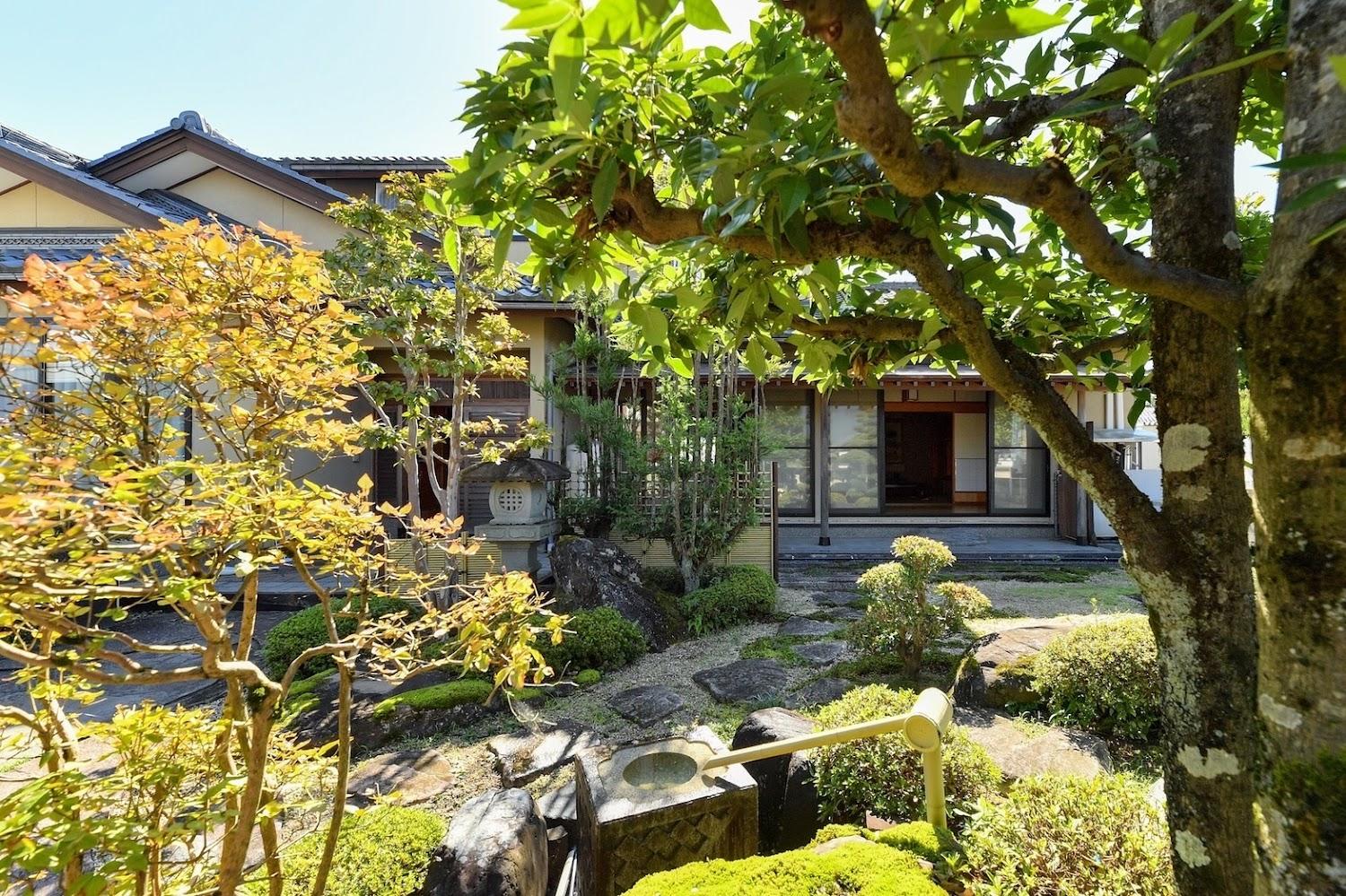 Cover Image for Shirokiya vacation rental house