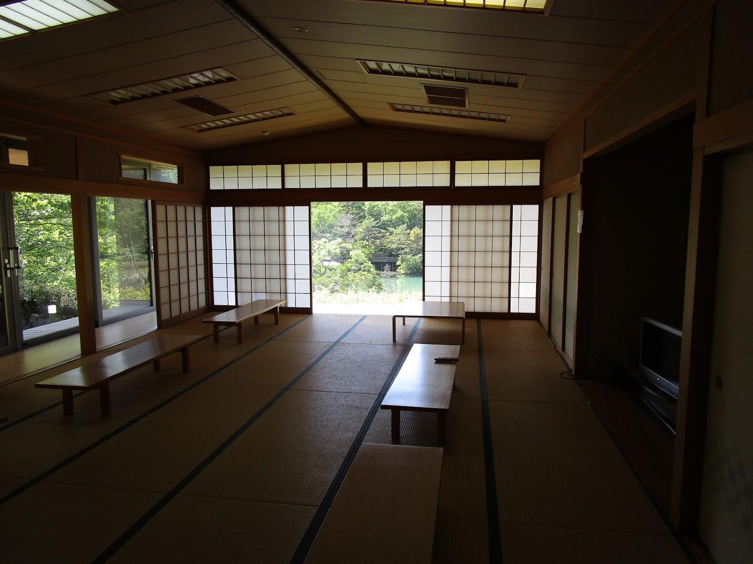 Cover Image for Iwami Onsen Kirinoyu