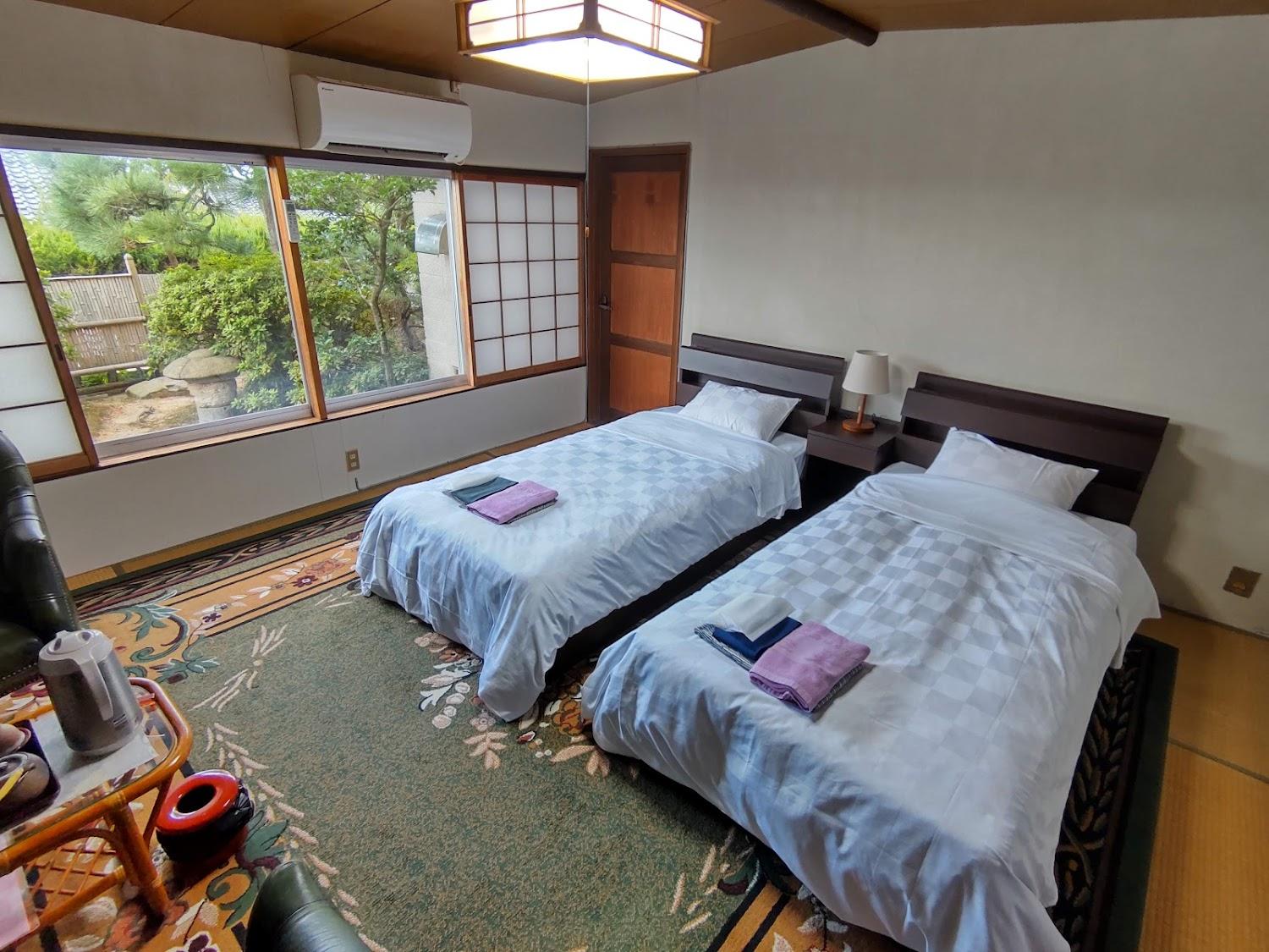 Cover Image for 間人温泉郷 宿居 三養荘