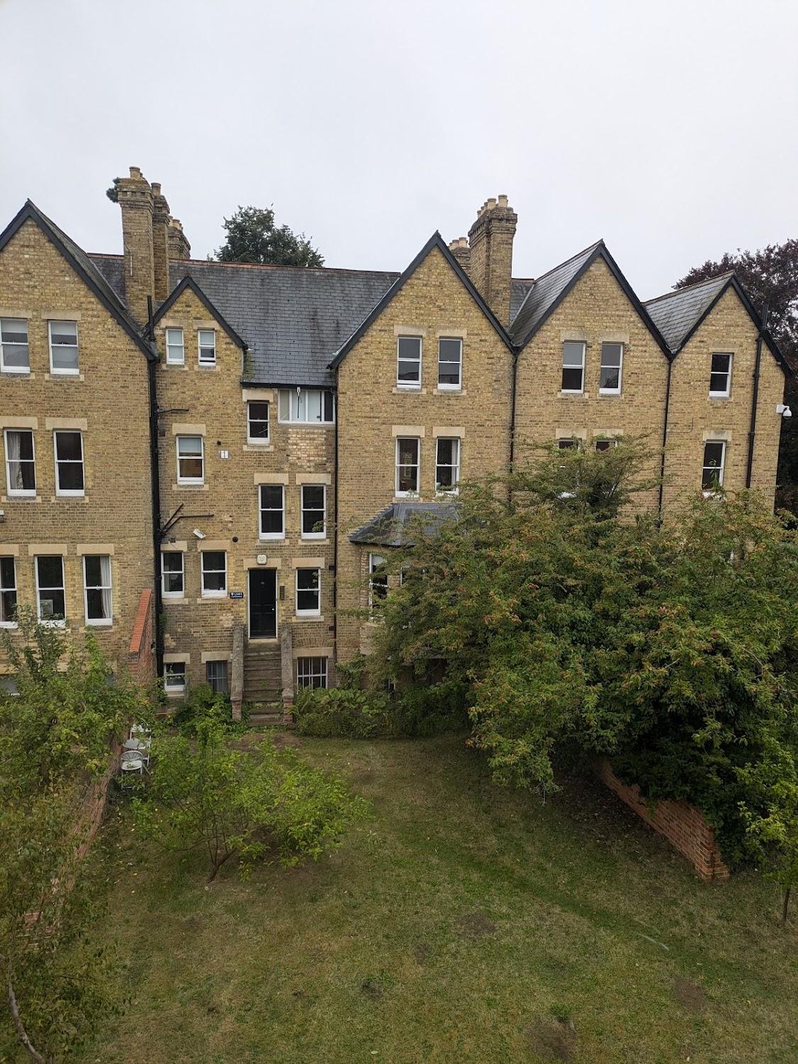 Cover Image for Lady Margaret Hall (LMH) Guest Rooms