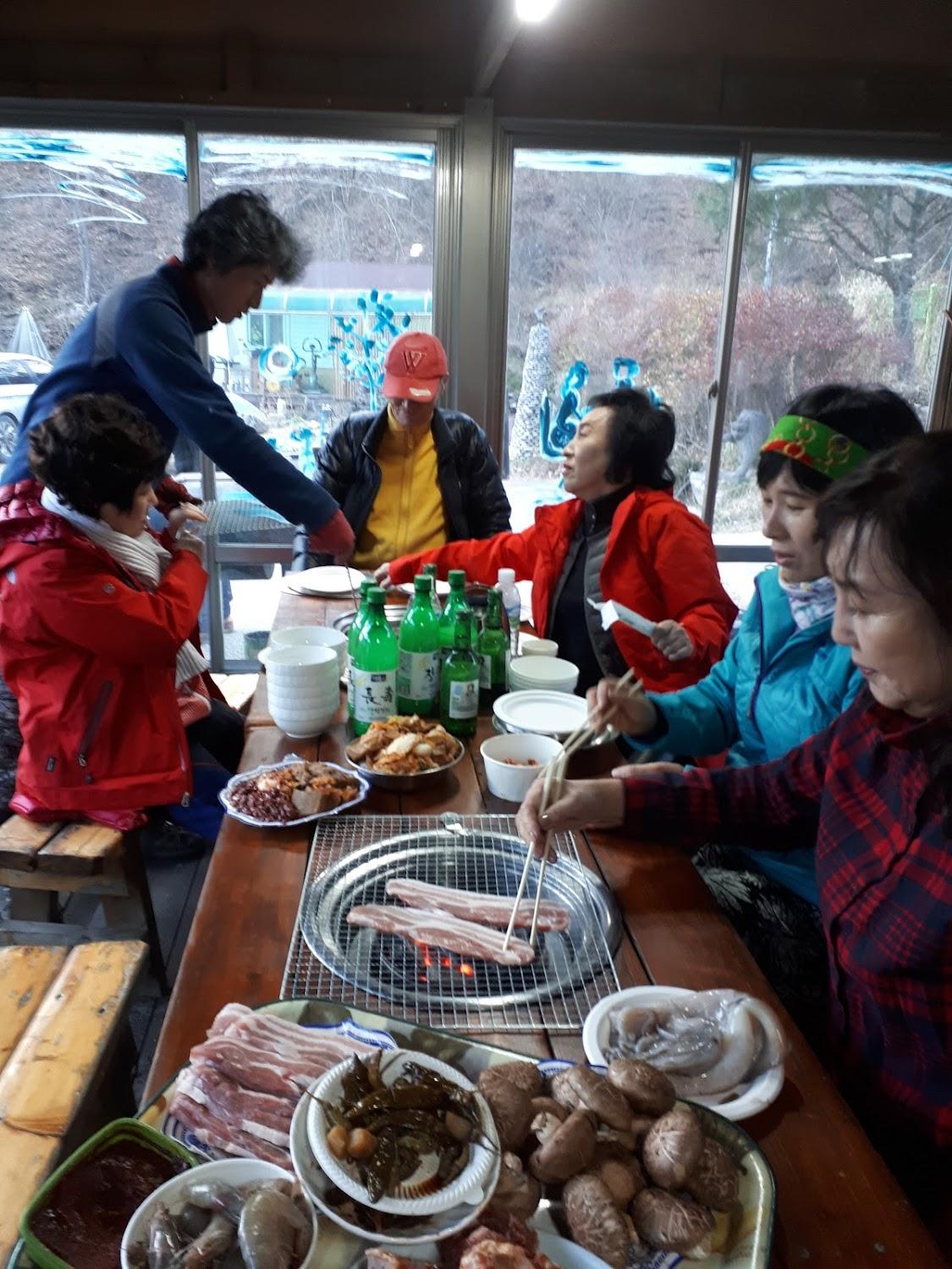 Cover Image for 솔향기펜션