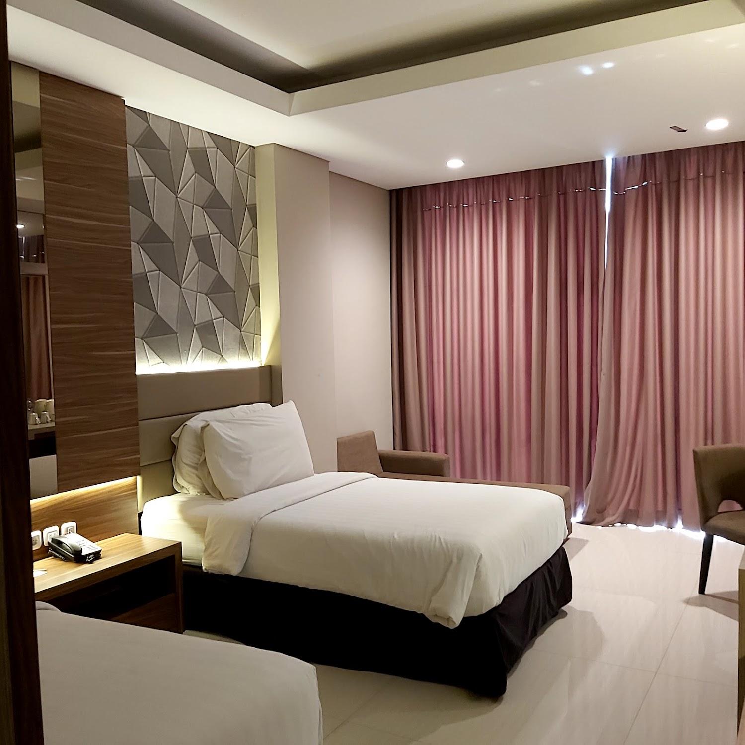 Cover Image for Novena Hotel