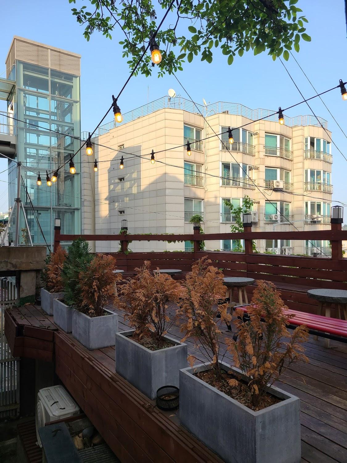 Cover Image for ASW guesthouse in Itaewon