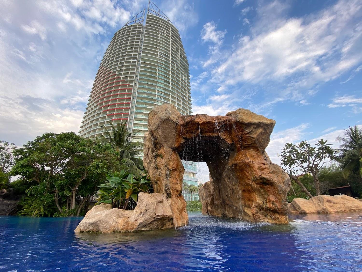 Cover Image for Movenpick Residences by SEA U PATTAYA