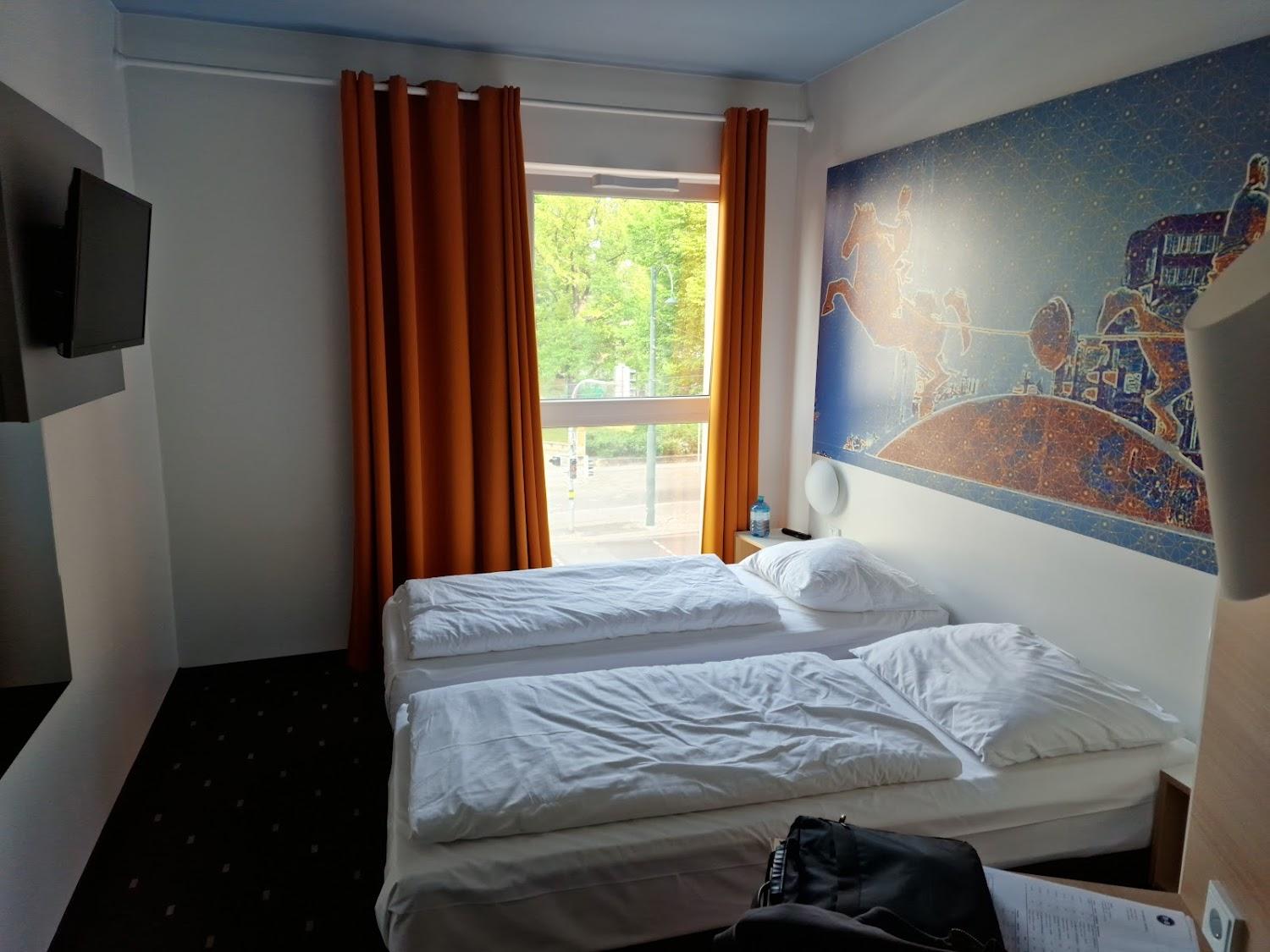Cover Image for B&B HOTEL Magdeburg-City