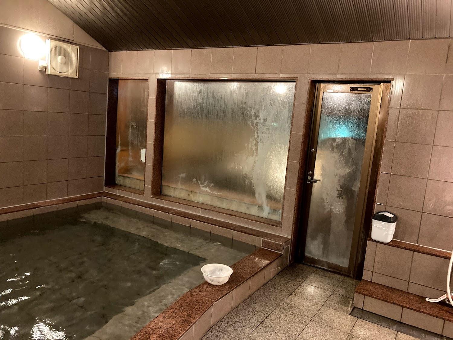 Cover Image for 女鹿平温泉クヴェーレ吉和