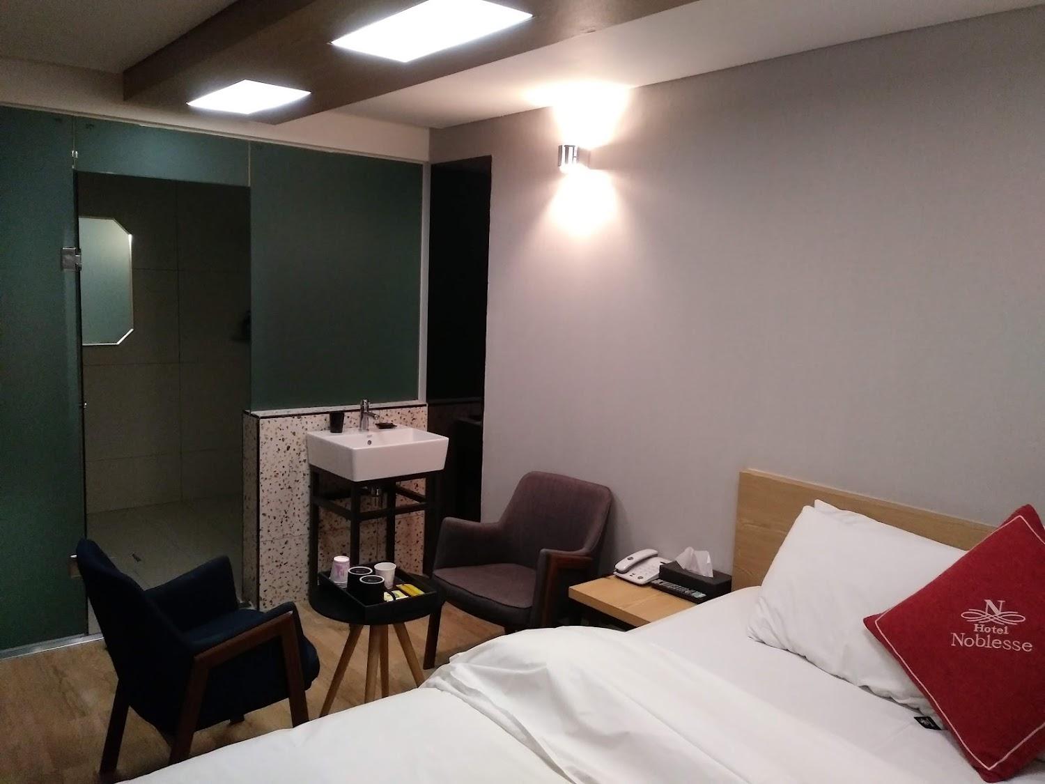 Cover Image for 노블레스모텔