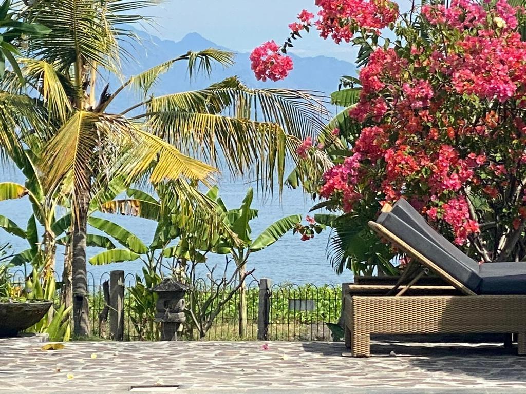 Cover Image for Kundalini Beach Houses