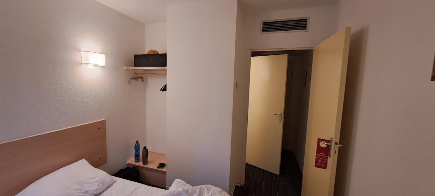 Cover Image for Hotel Premium