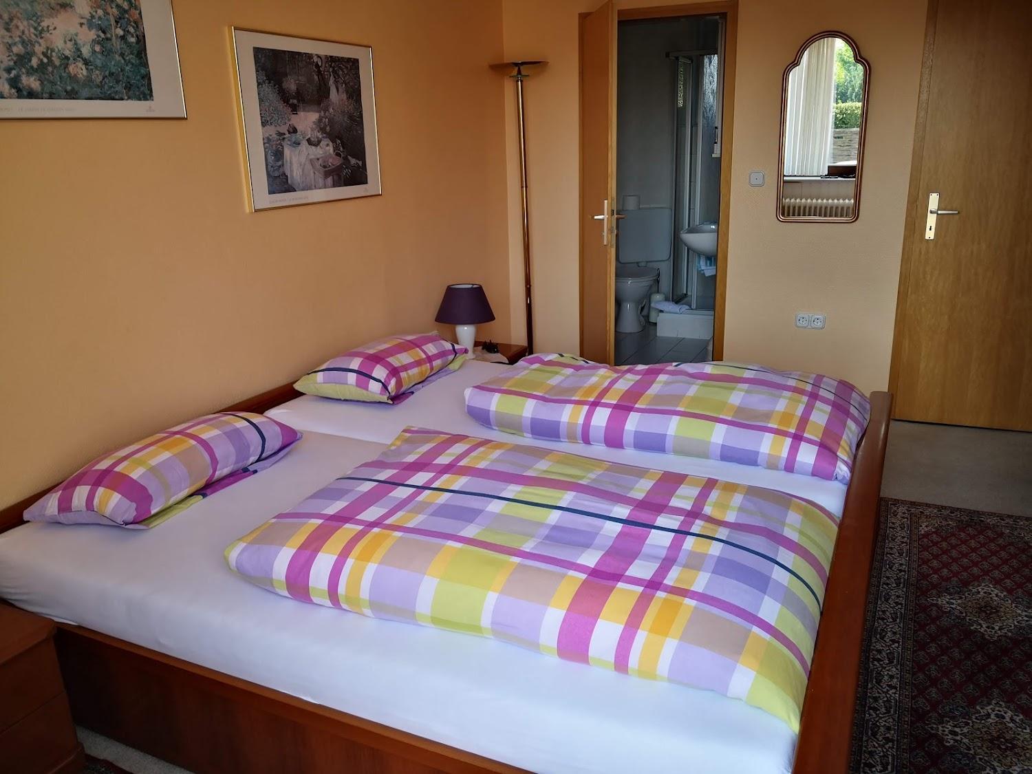 Cover Image for Daubes Hotel