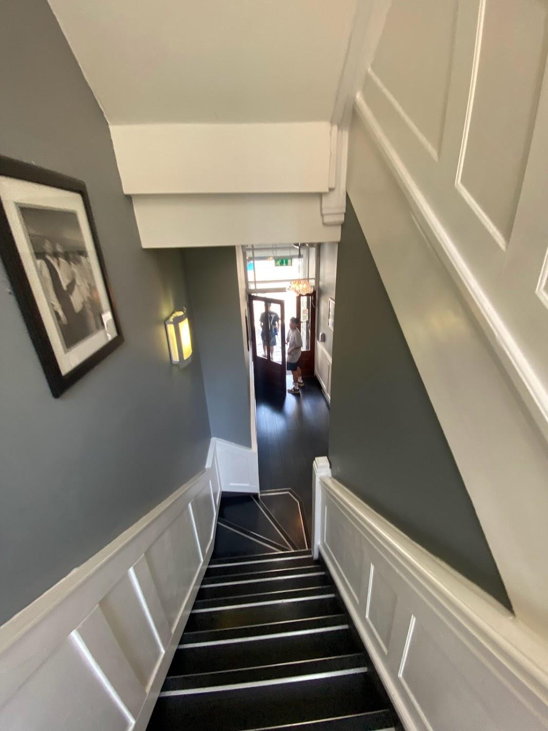 Cover Image for The Liverpool Inn Hotel