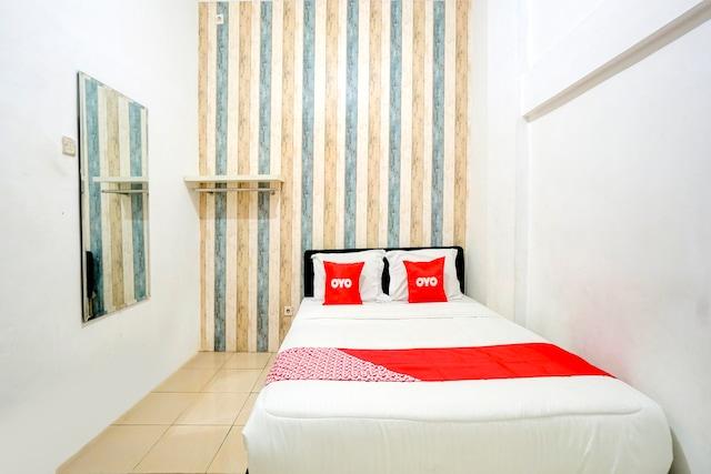 Cover Image for SUPER OYO Flagship 90502 Holistay Malang New