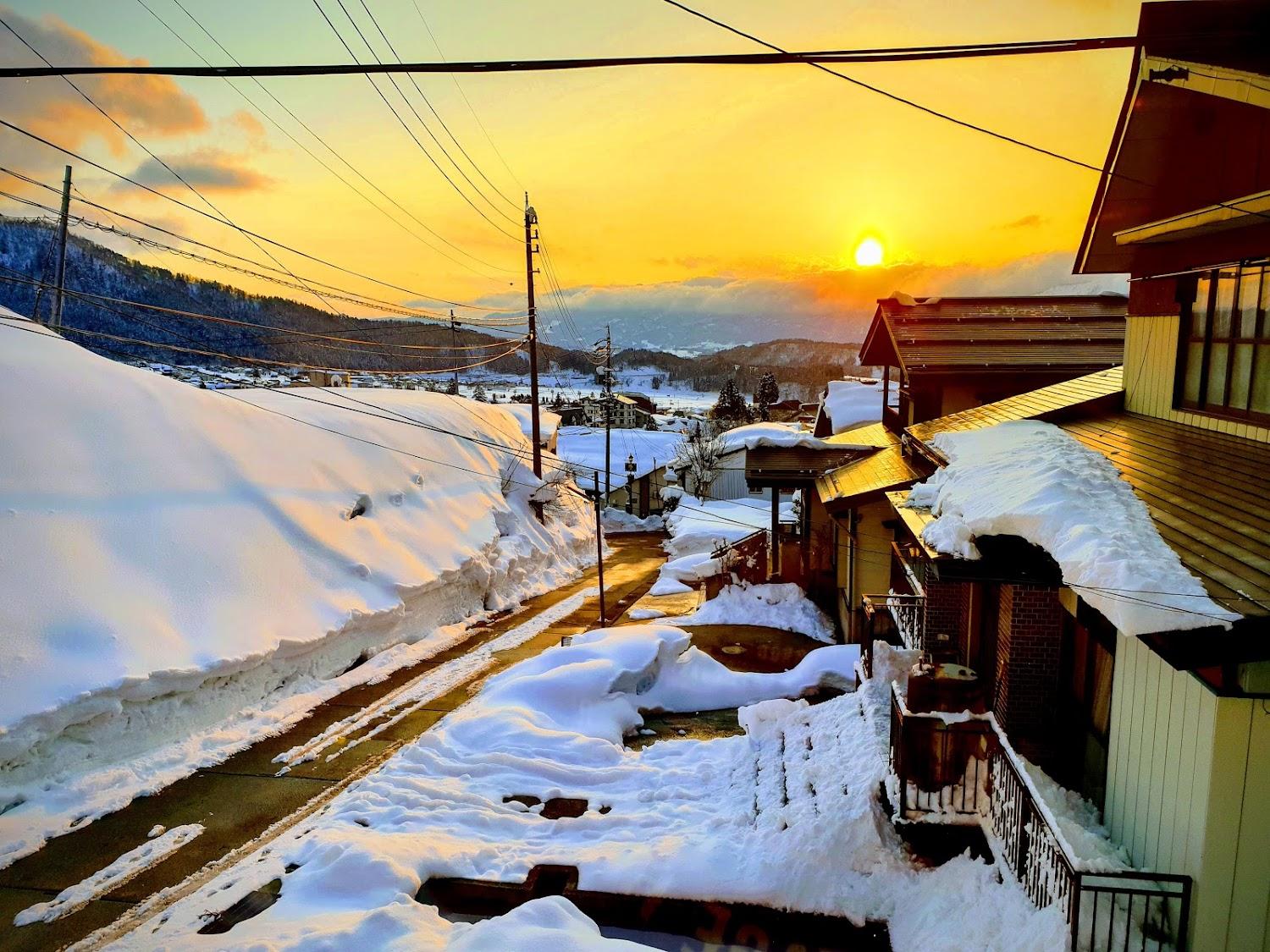 Cover Image for Taki No Yu Lodge