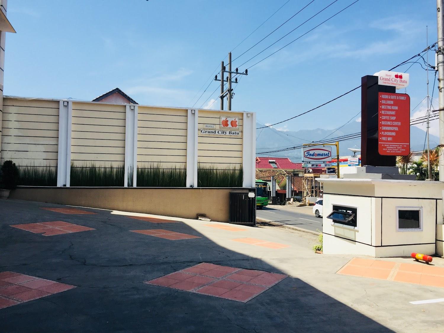Cover Image for Hotel Grand City Batu