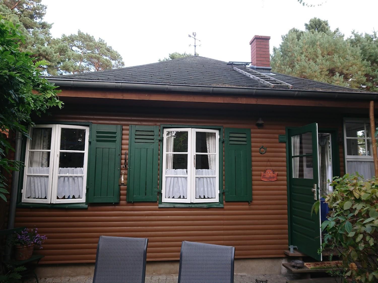 Cover Image for Tannenhäuschen